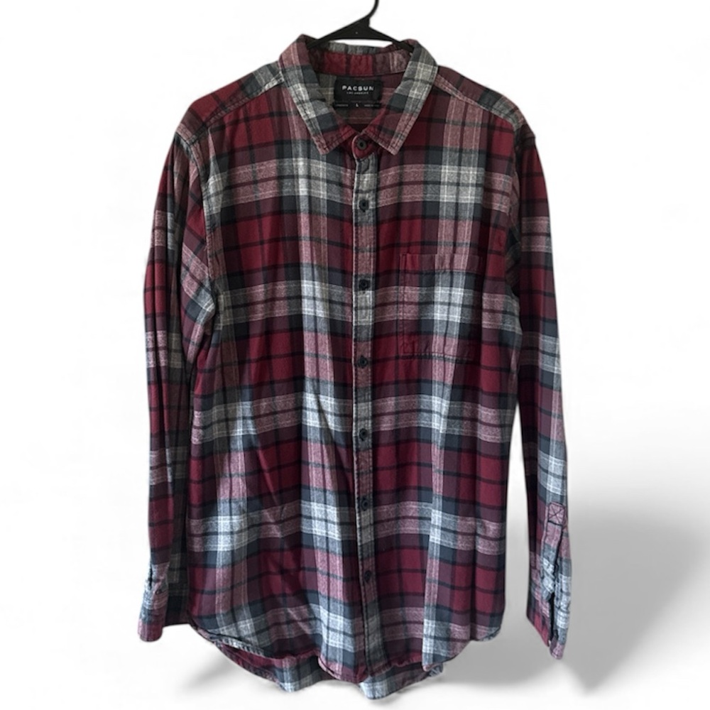 PacSun Men’s Longer Fit Burgundy Gray Plaid Flannel Button down Shirt Large